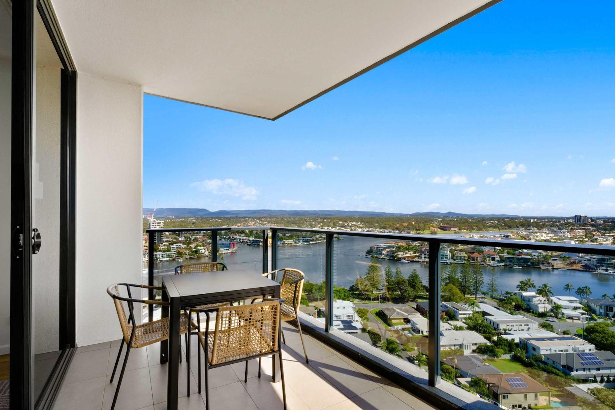 Panorama Paradise By Khove Apartment Gold Coast